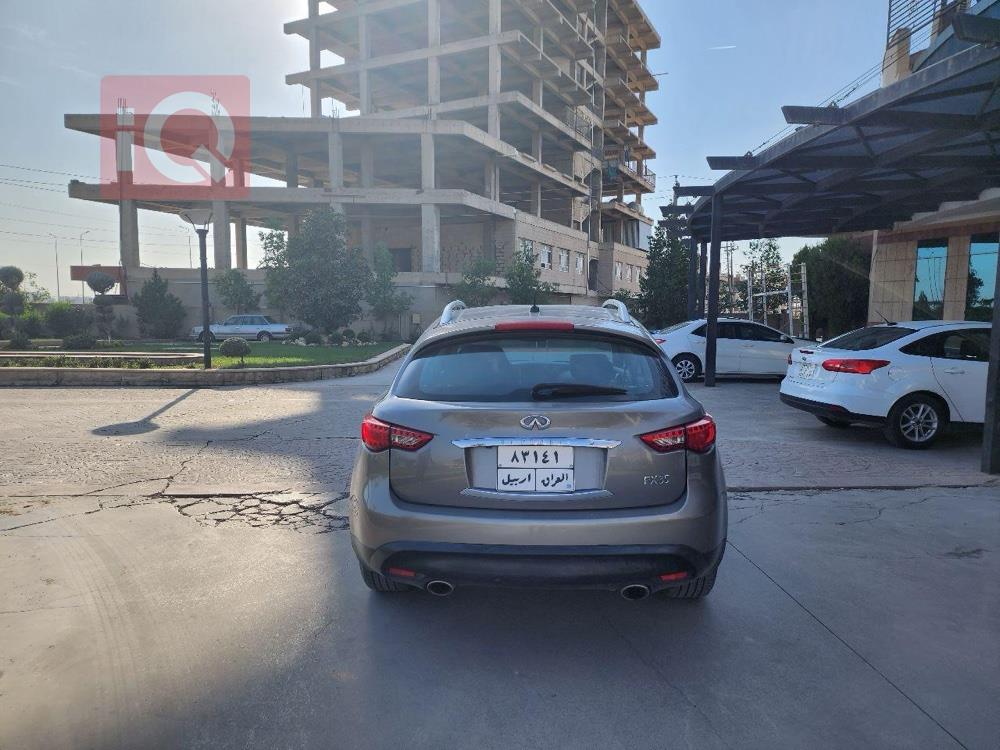 انفنتي FX